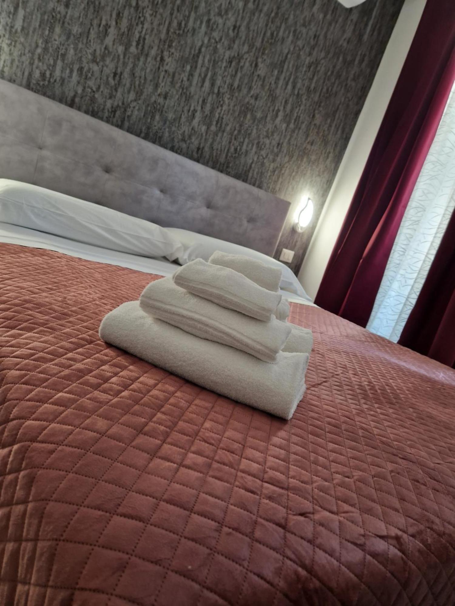 Hotel Eden Lamezia Terme Exterior foto